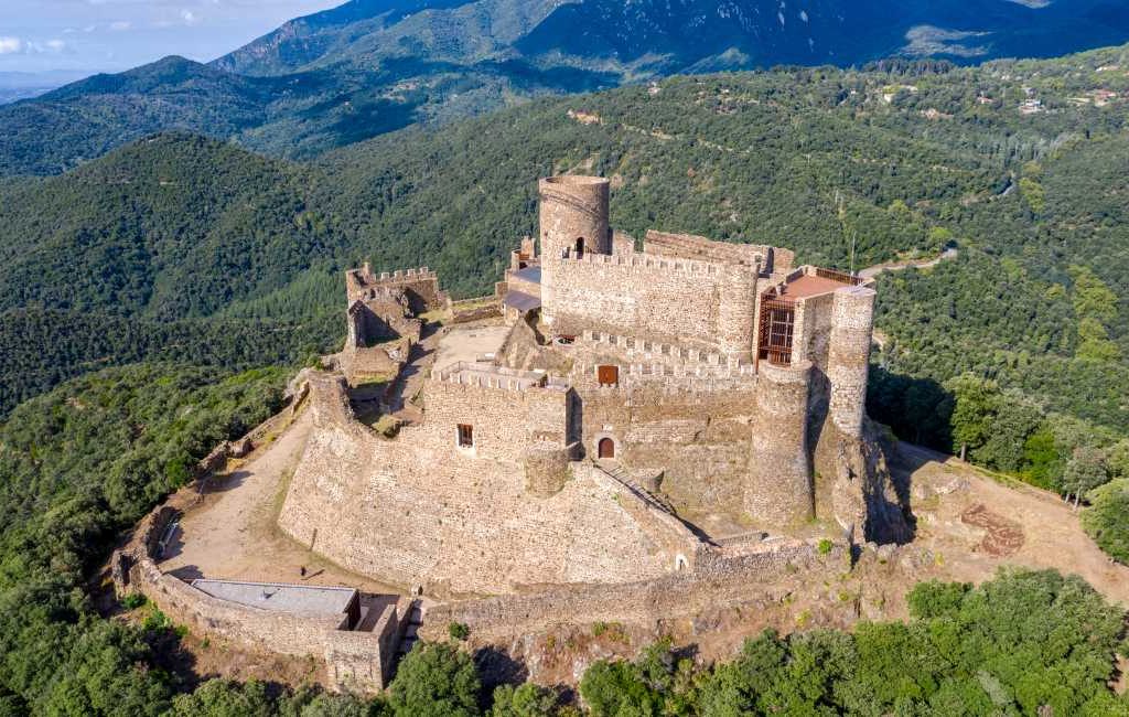 Het 'matroesjka' kasteel Montsoriu in Girona laat al zijn lagen zien dankzij 3D technologie