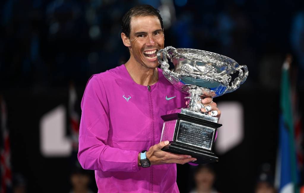 Rafael Nadal schrijft geschiedenis met 21ste grandslamtitel en is de beste tennisser aller tijden