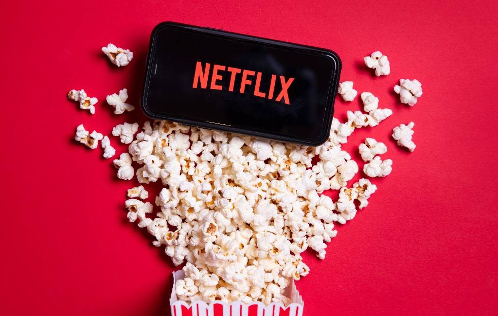 10x Spaanstalige films en series op Netflix om deze zomer te bekijken