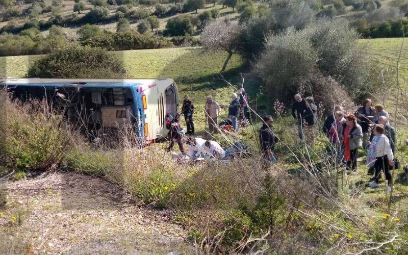 13 gewonden bij ernstig busongeval met gepensioneerde toeristen op Mallorca