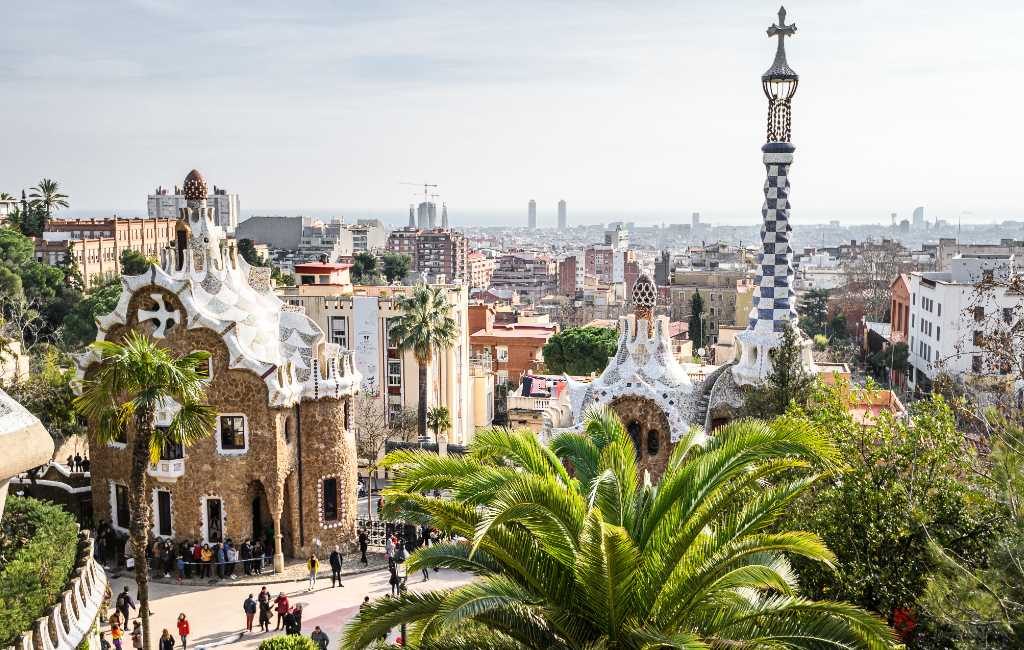 Barcelona verminderd aantal toegestane bezoekers Park Güell met 50%