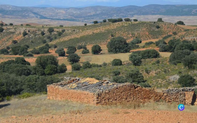 Hoeveel inwoners en gemeenten heeft het vergeten Spaanse platteland?