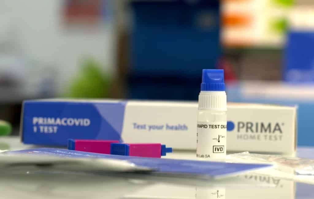 Apotheken Spanje begonnen met verkoop covid-antilichamen zelftests