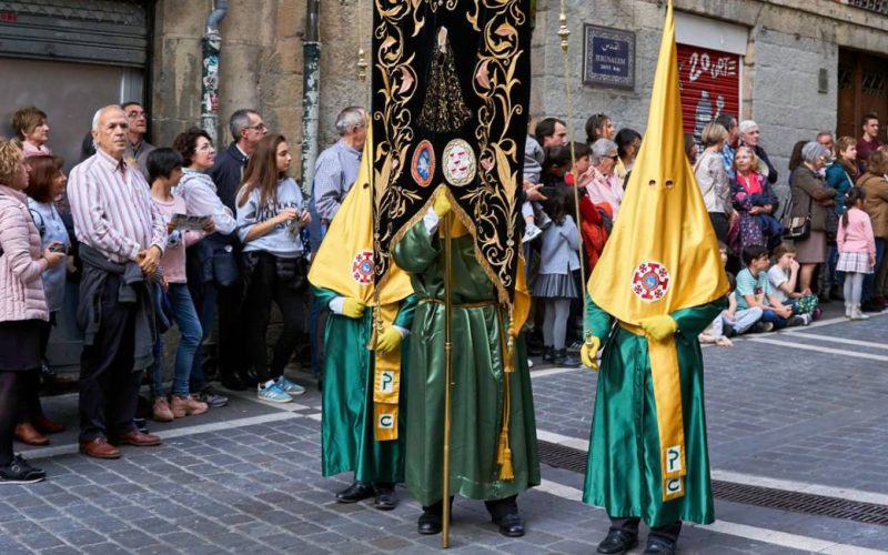 Semana Santa in Spanje: veel processiebezoekers maar weinig kerkbezoekers