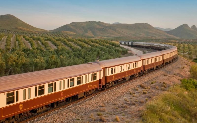 Spaanse spoorwegen begint seizoen met luxe treinreizen
