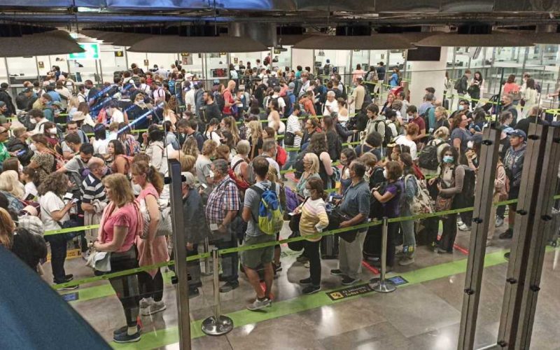 Krijgt Spanje bij de luchthavens ook te maken met een Schiphol-chaos?