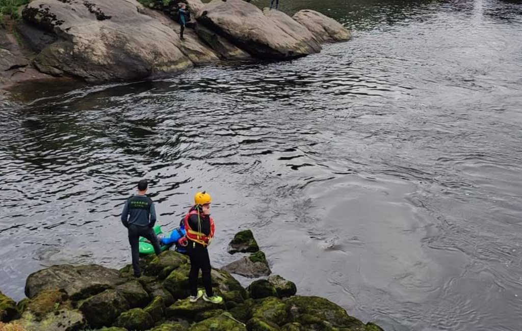 Duikers en drones op zoek naar door de rivier meegesleurd jongetje van 10