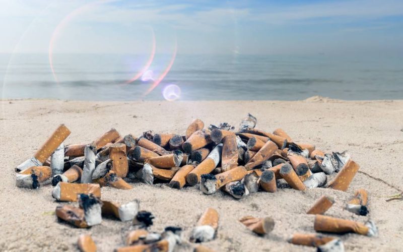 Vanaf deze zomer verboden te roken op alle stranden van Barcelona