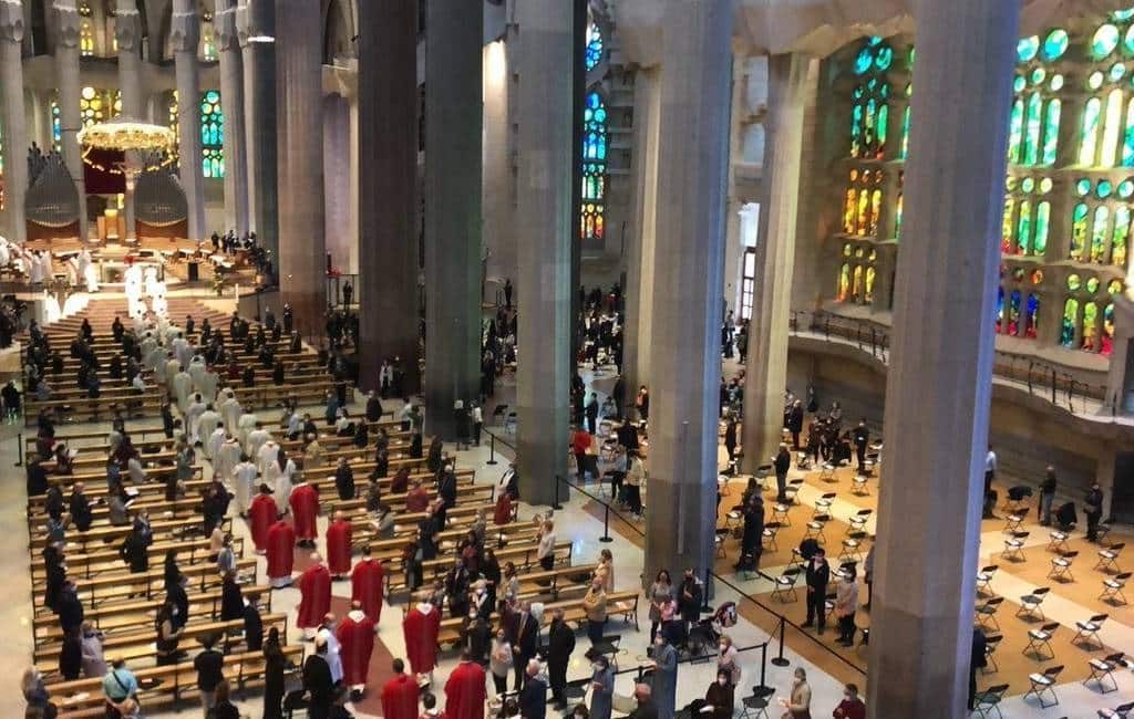 Onderzoek naar ceremonie in Sagrada Familia met 600 aanwezigen