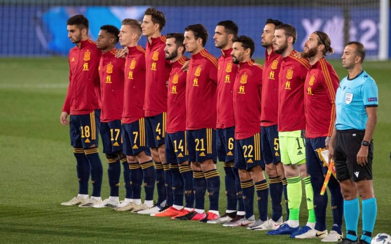 Spaanse nationale voetbalselectie wordt gevaccineerd tegen corona