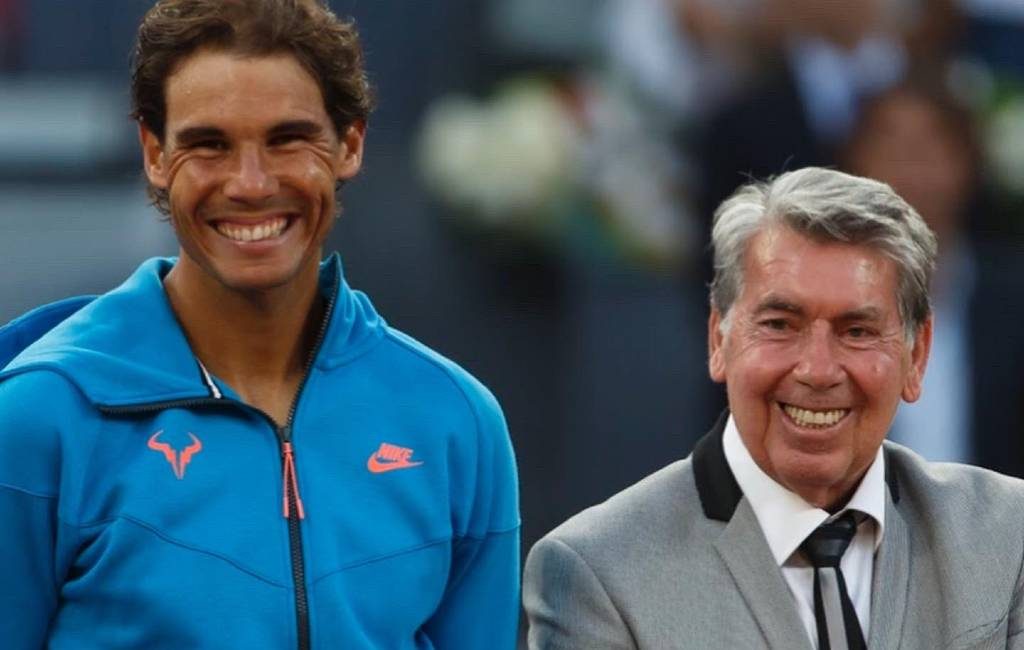 Legendarische Spaanse tennisspeler Manolo Santana op 83-jarige leeftijd overleden