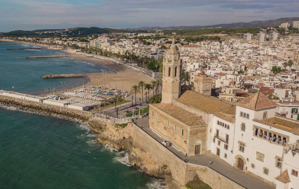 Sitges is de kustplaats met de duurste appartementen van Spanje