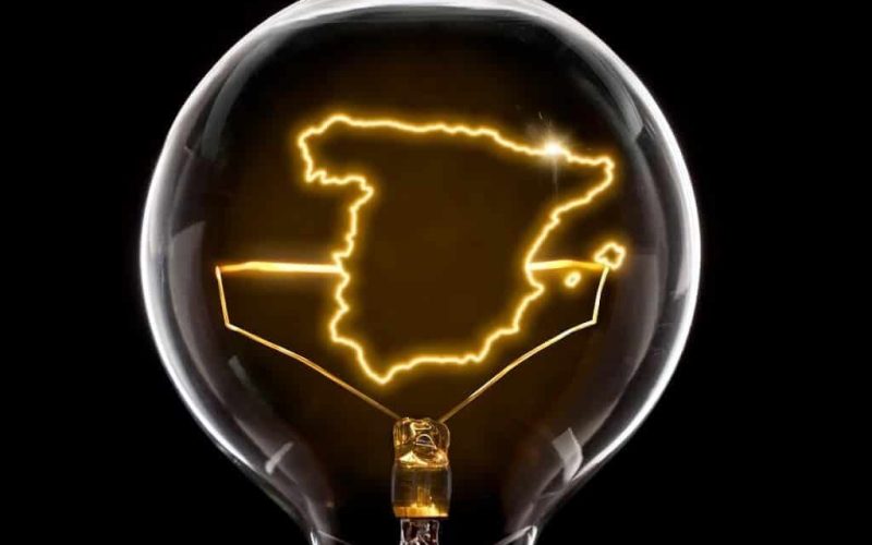 Spanje verlaagt BTW op elektriciteit naar 5 procent maar is dat genoeg?