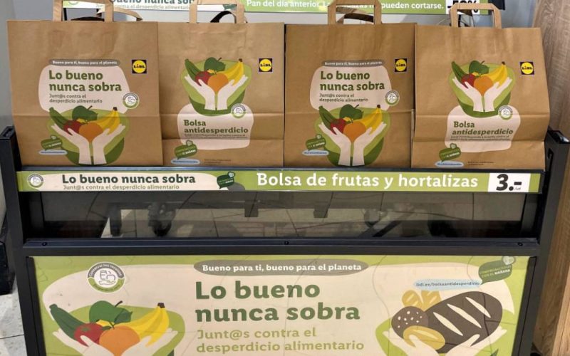 Lidl Spanje introduceert de anti-verspillingszak met groente en fruit