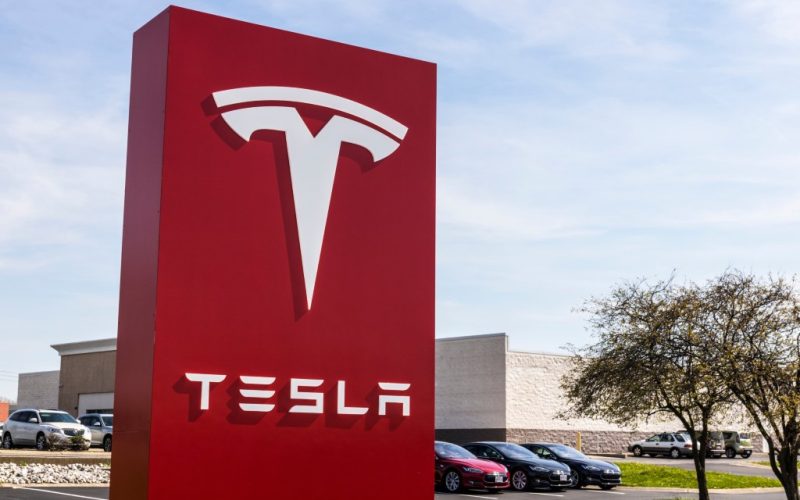 Tesla onderhandelt over nieuwe fabriek in Valencia