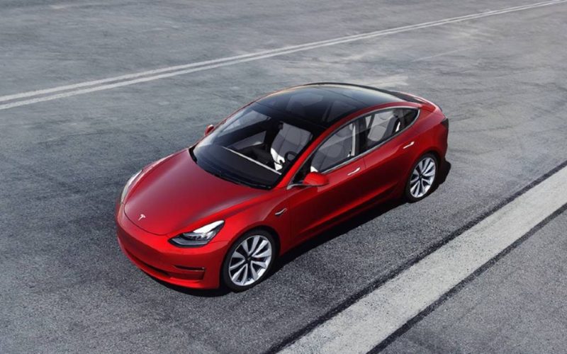 Tesla 3 blijft meest verkochte elektrische auto in Spanje in 2021