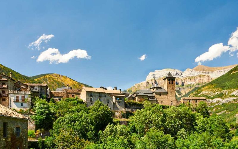 Provincie Huesca verbijsterd over negatief reisadvies België