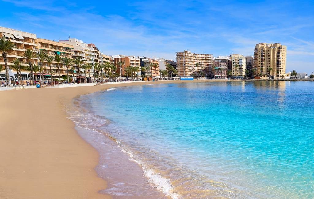 Stranden Torrevieja, Benidorm en Alicante gedeeltelijk open