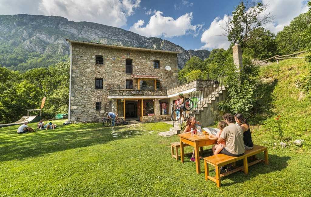 Meer toeristen kozen in 2022 voor appartementen, campings en Turismo Rural in Spanje