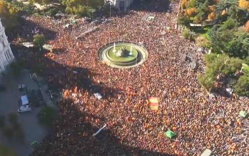 Opnieuw massale demonstratie tegen amnestiewet in Madrid