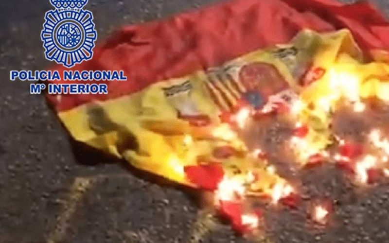 Jongeman aangehouden voor verbranden Spaanse vlag in Murcia