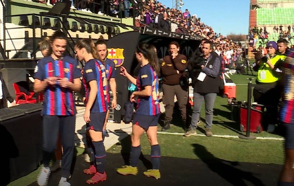 Verontwaardiging over medailleceremonie Spaanse vrouwenvoetbal